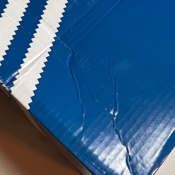 adidas Gazelle Sneakers in blush pink and White - Picture 12 of 13